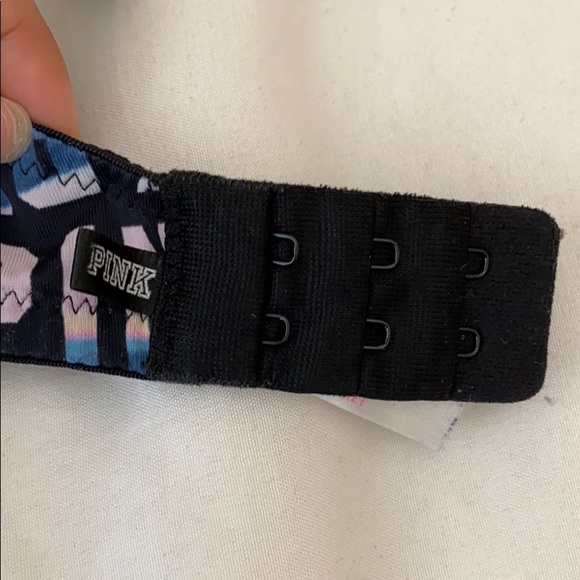 Pink bra - Picture 2 of 4